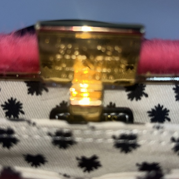 BNWT France’s Valentine Kiss lock - Picture 10 of 11